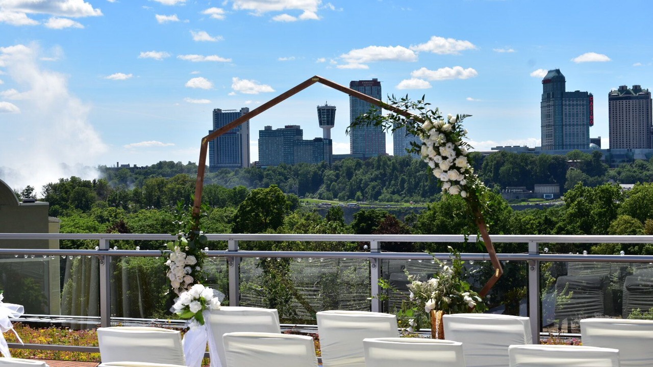 Photo of Patio Balcony in Downtown Niagara Falls