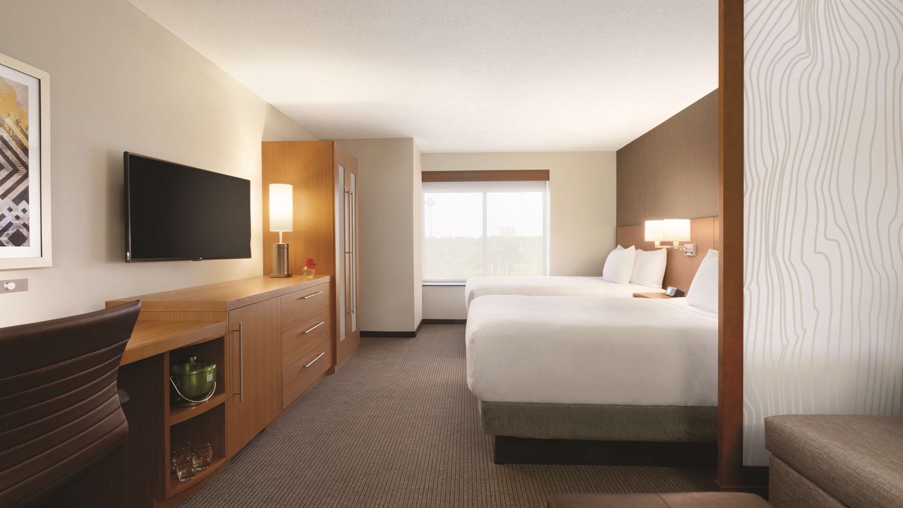 Photo of Bedroom in Downtown Niagara Falls