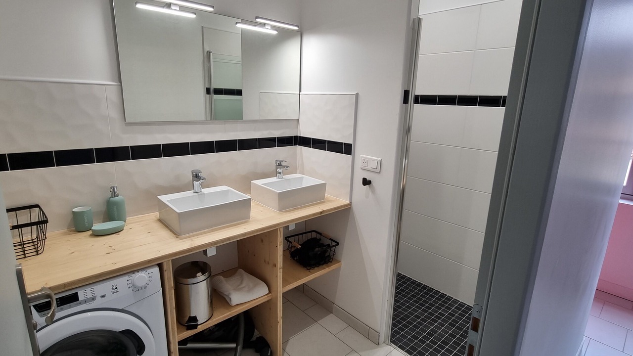 Photo of Bathroom in Lussan