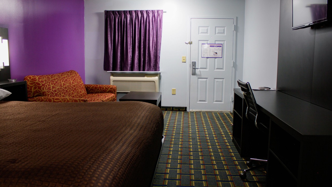 Photo of Bedroom in Mount Berry