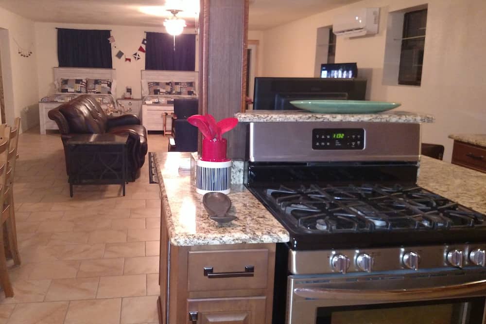 Photo of Kitchen in Yantis