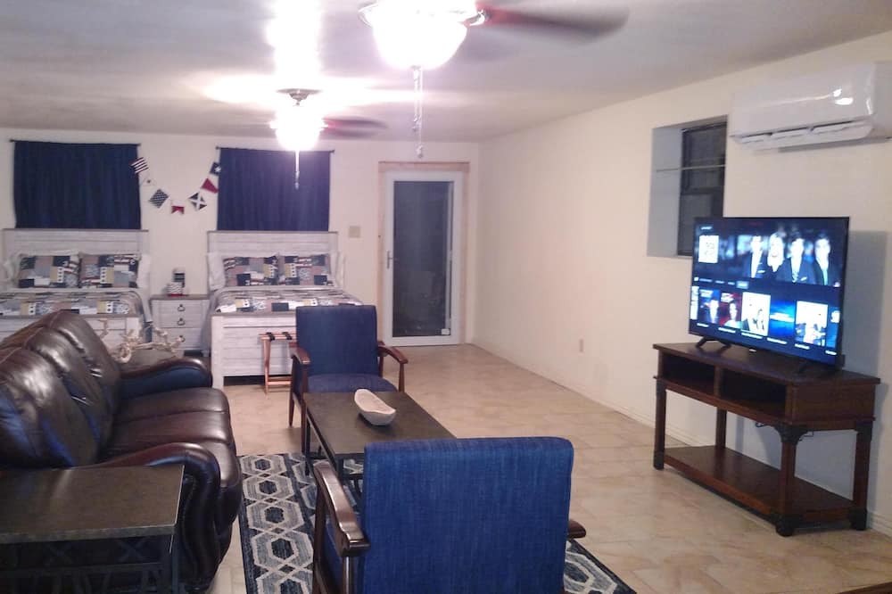 Photo of Bedroom in Yantis