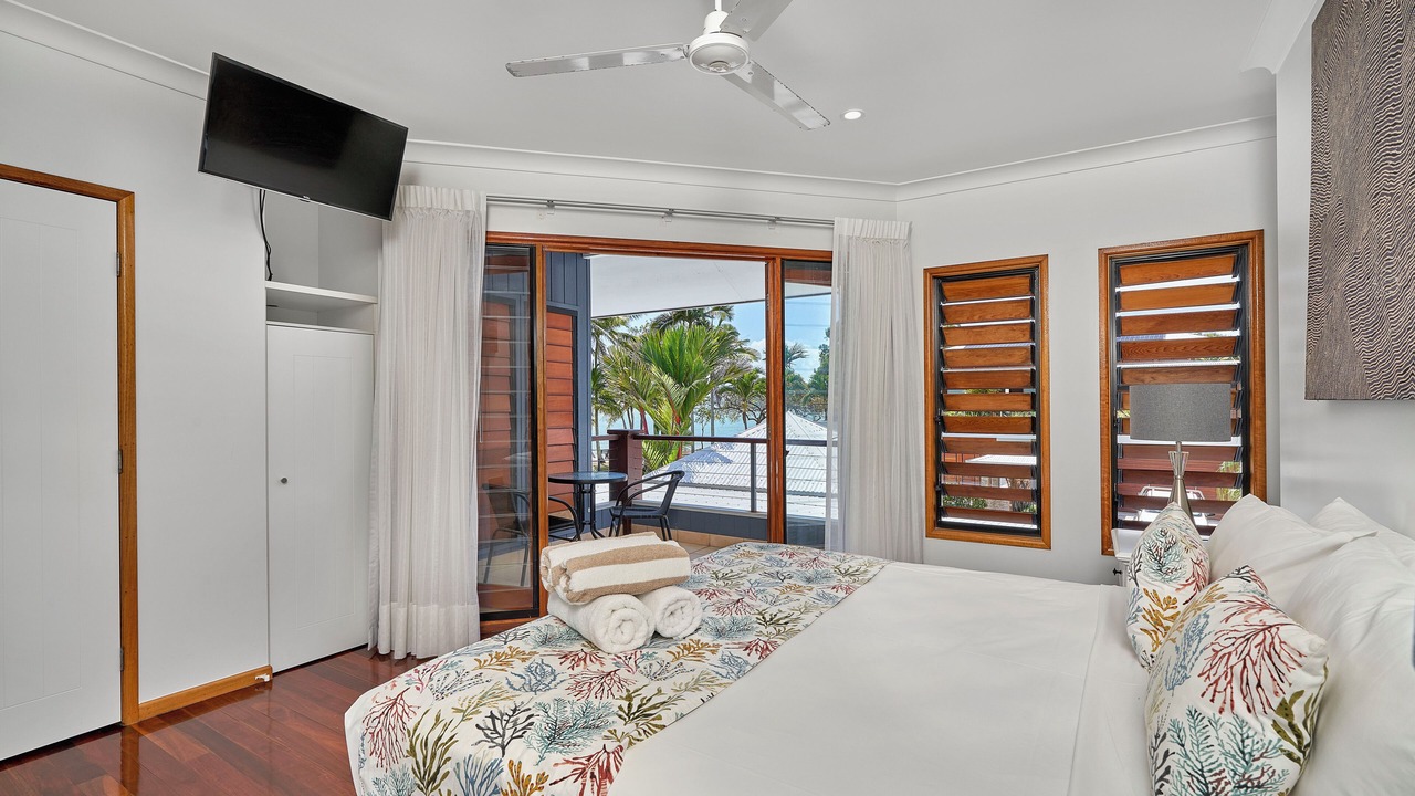 Photo of Bedroom in Clifton Beach