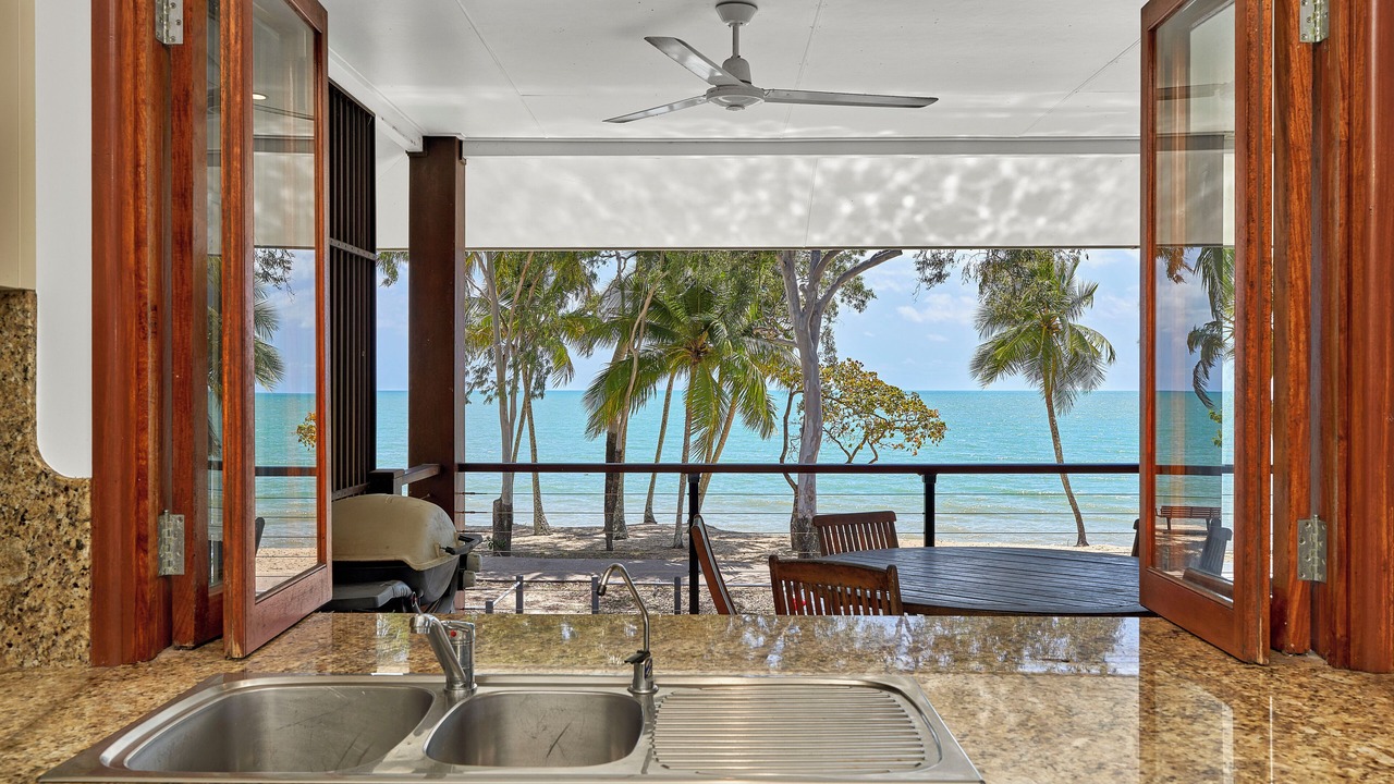 Photo of Patio Balcony in Clifton Beach