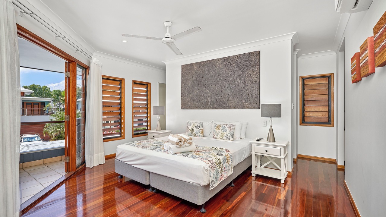Photo of Bedroom in Clifton Beach