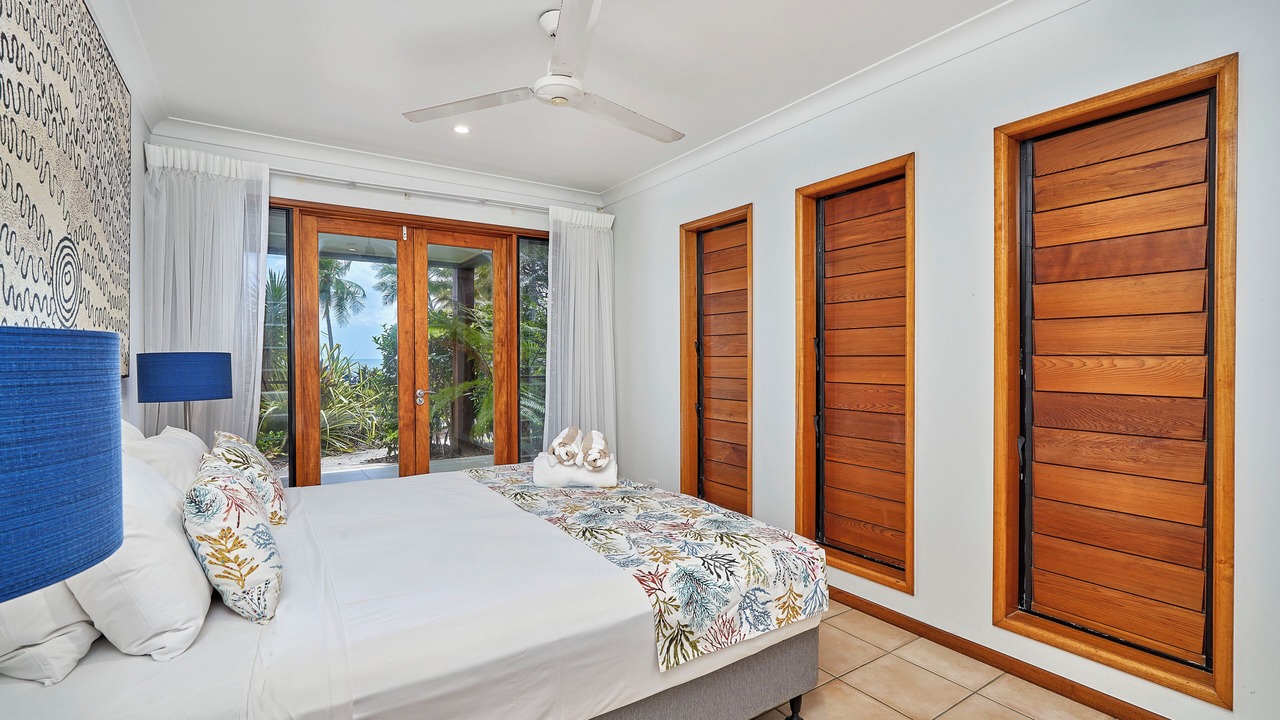 Photo of Bedroom in Clifton Beach