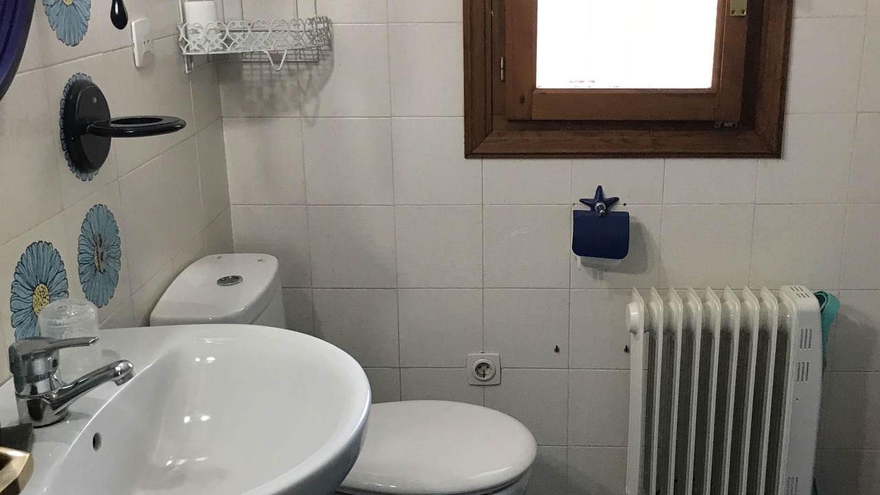 Photo of Bathroom in Miraflores de la Sierra
