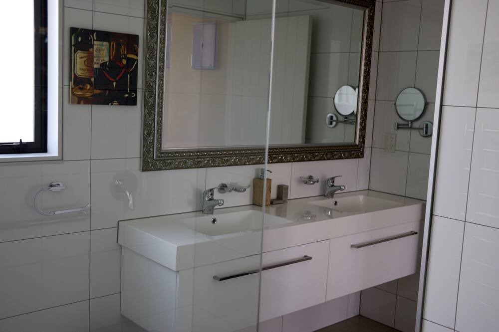 Photo of Others in Pakowhai