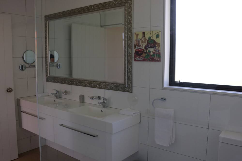 Photo of Others in Pakowhai