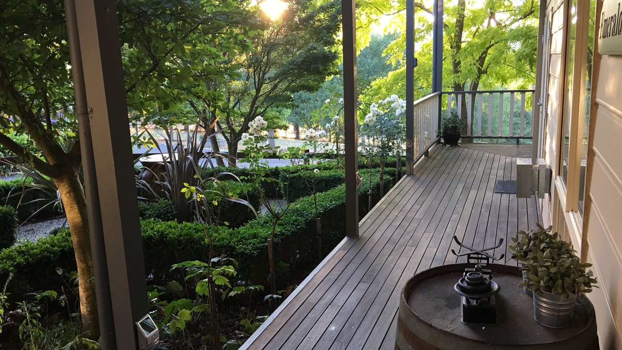 Photo of Others in Emerald