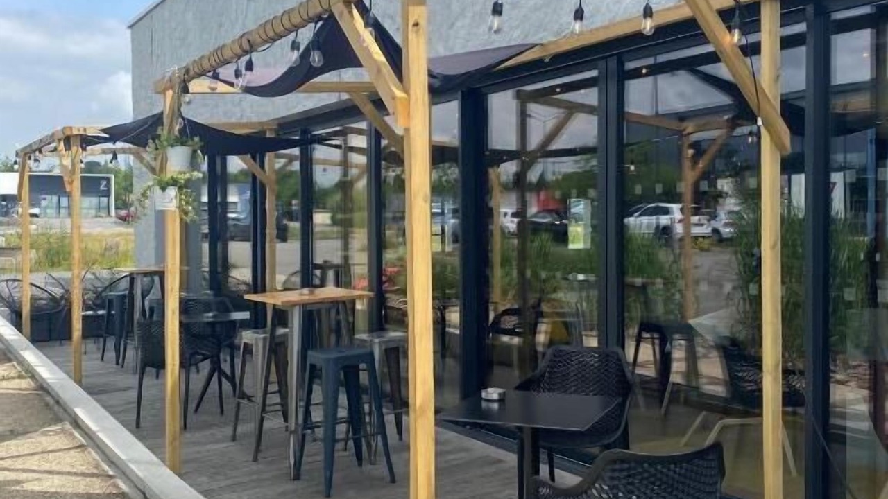 Photo of Outdoor in Change