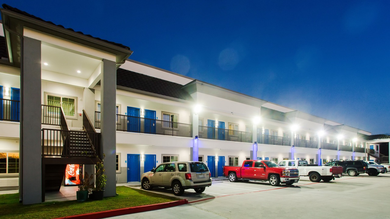 Photo of Buildings in Atascocita
