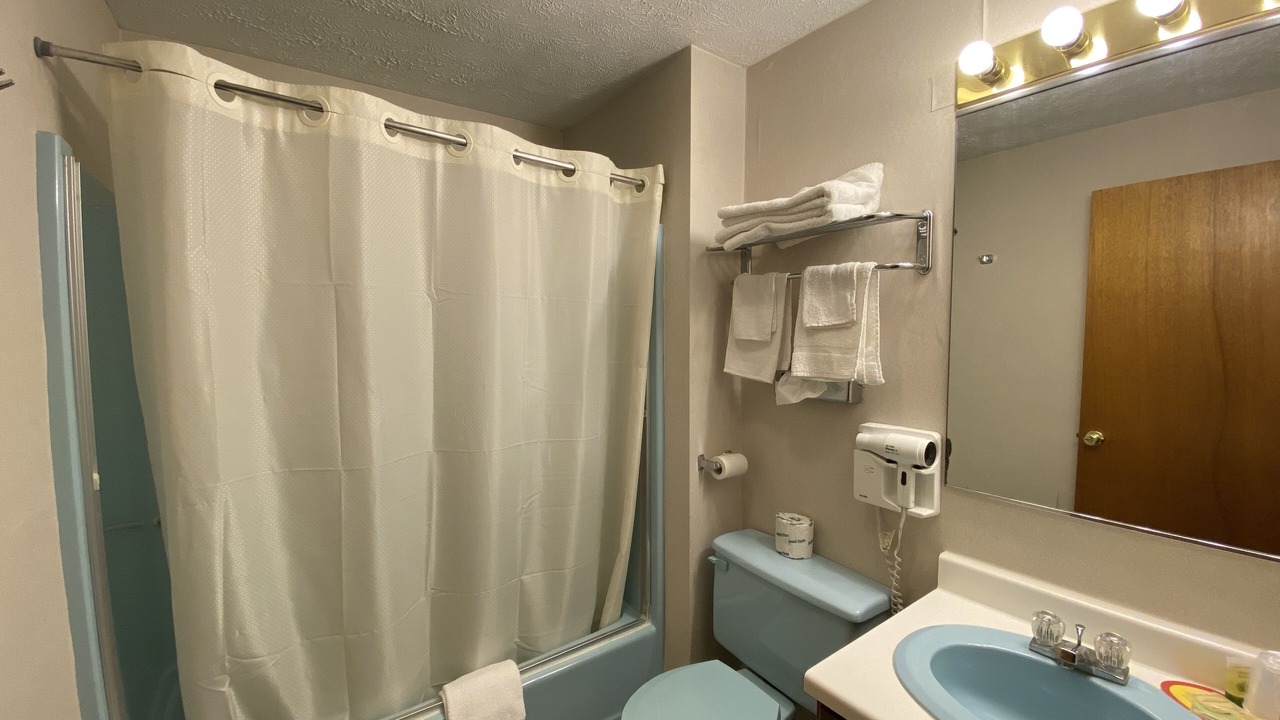 Photo of Others in Fiskdale