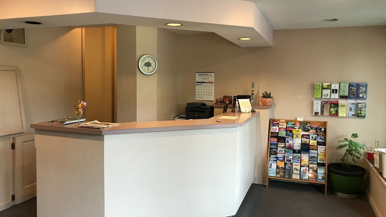 Photo of Others in Fiskdale