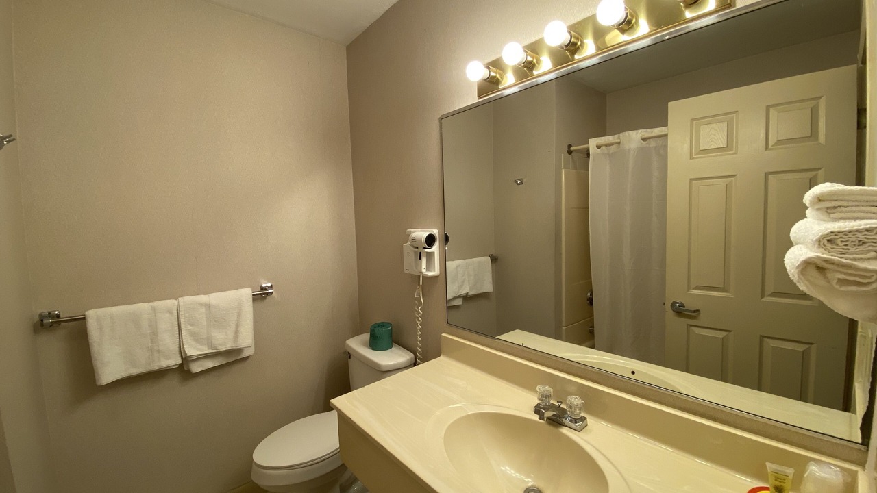 Photo of Others in Fiskdale