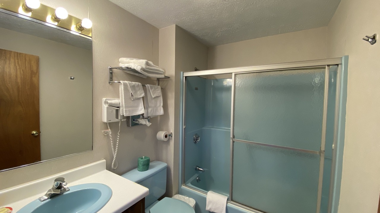 Photo of Others in Fiskdale