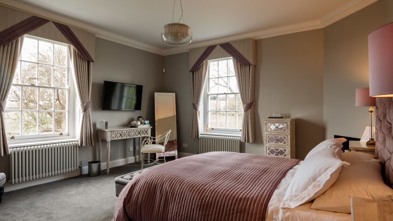 Photo of Outdoor in Ramsden Heath