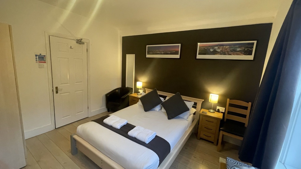 Photo of Bedroom in Gatwick