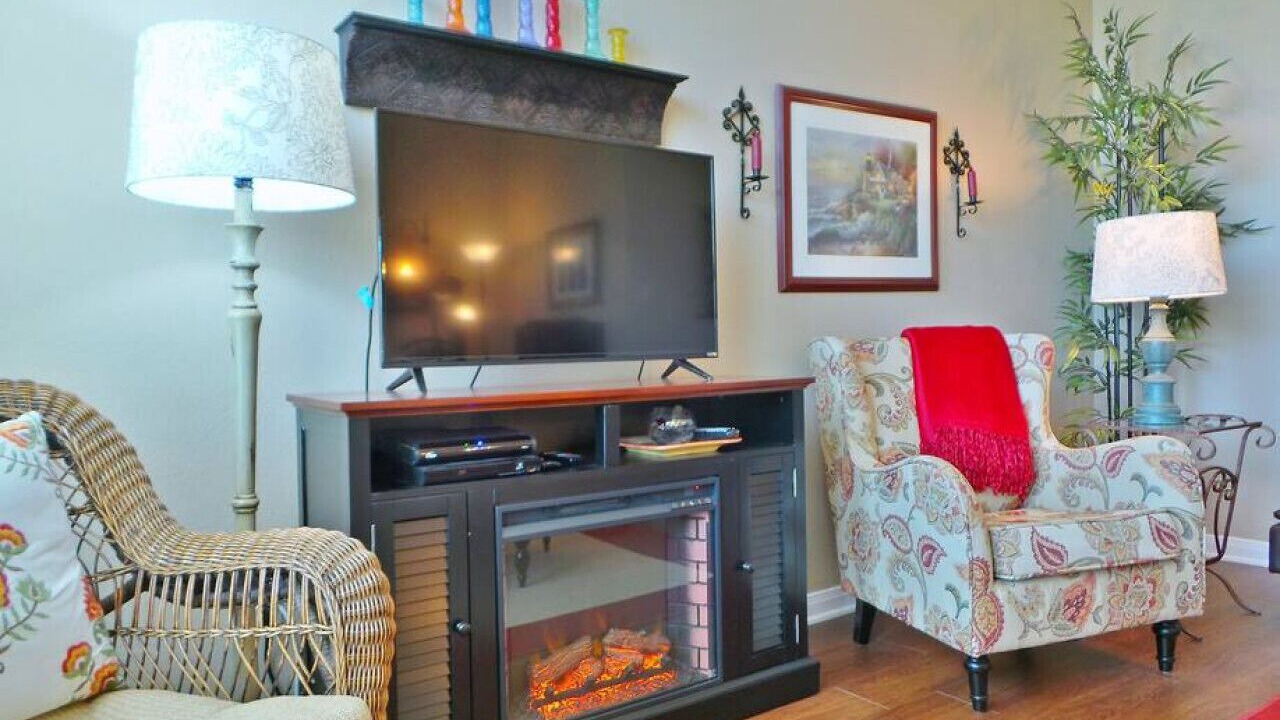Photo of Livingroom in College Station