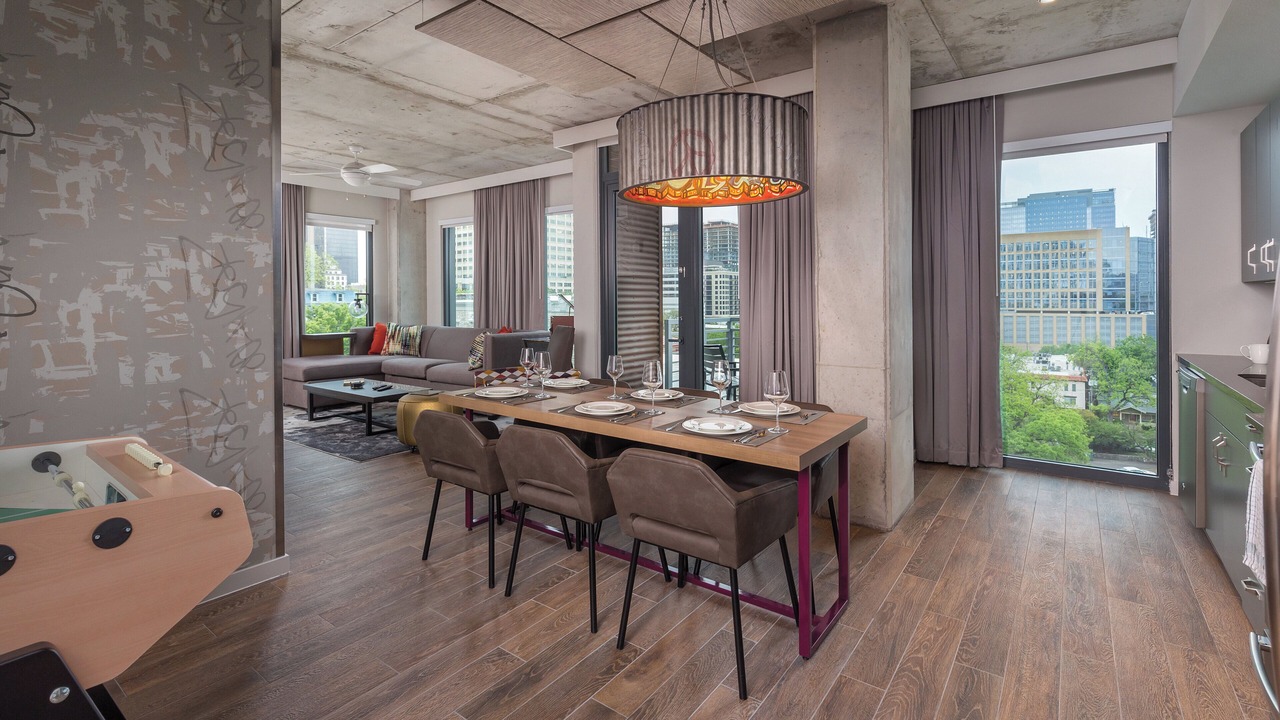 Photo of Livingroom in Civic District