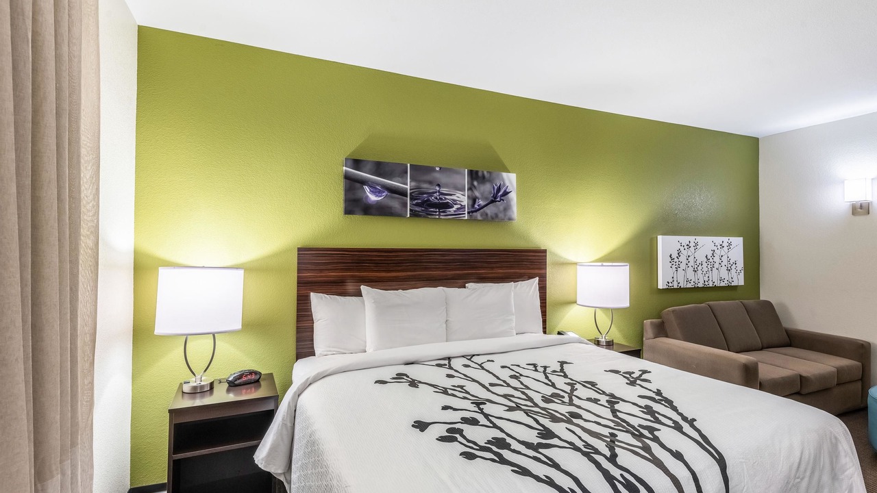 Photo of Bedroom in Fossil Creek