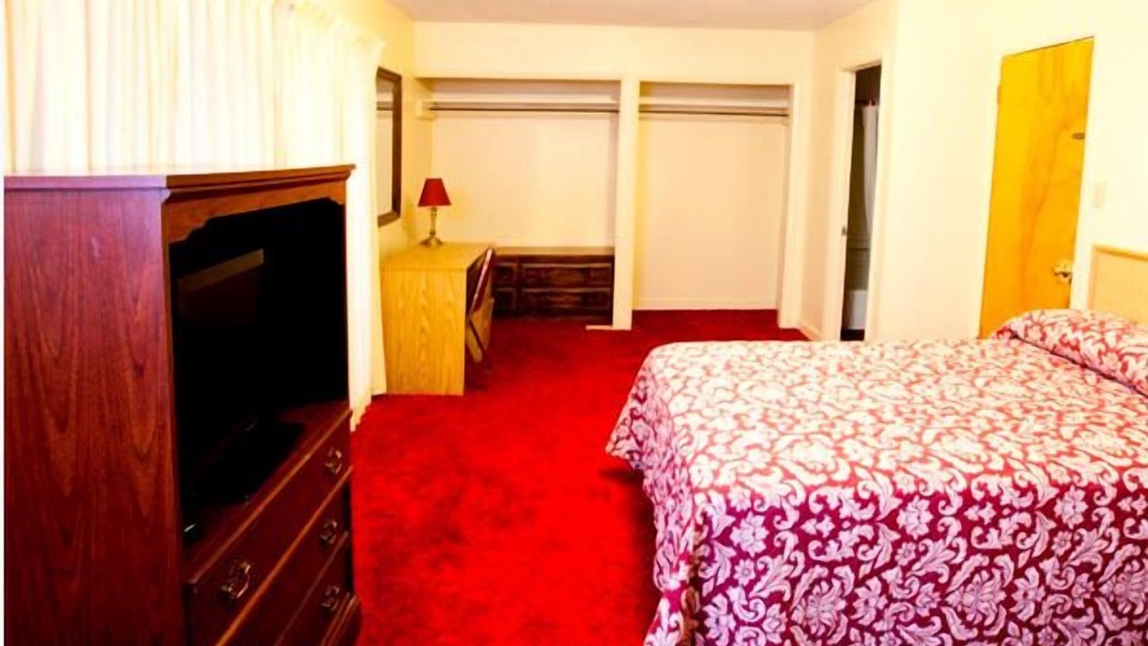 Photo of Bedroom in Frostburg