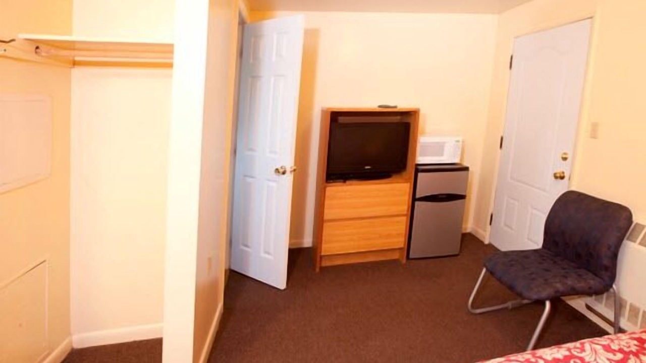 Photo of Bedroom in Frostburg