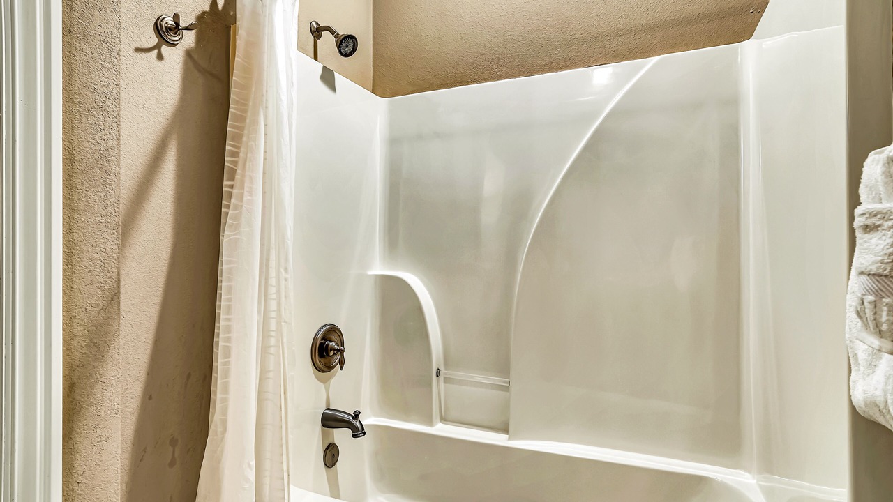 Photo of Bathroom in Fieldstone Bluffs