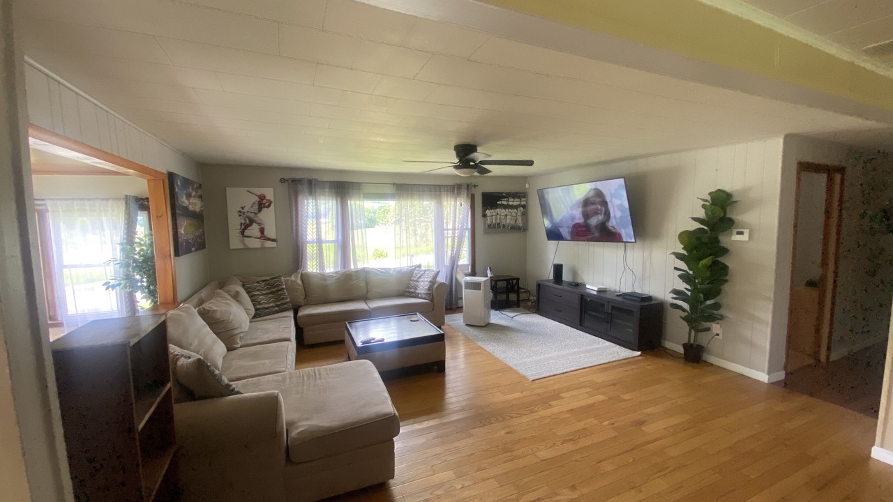Photo of Livingroom in Cooperstown