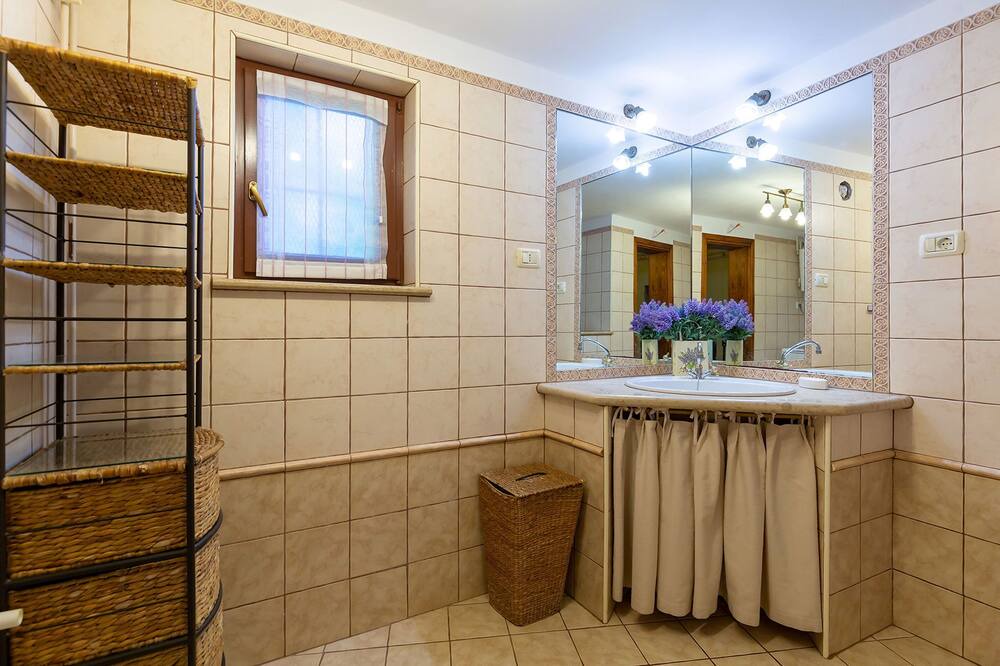 Photo of Bathroom in Debeljuhi