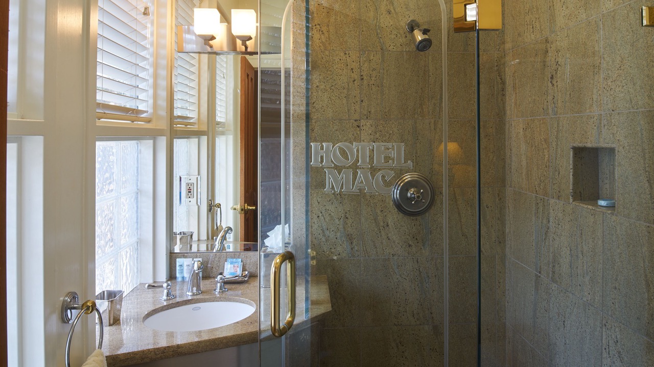 Photo of Bathroom in Point Richmond