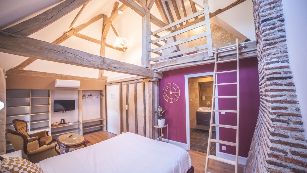 Photo of Bedroom in Thenioux