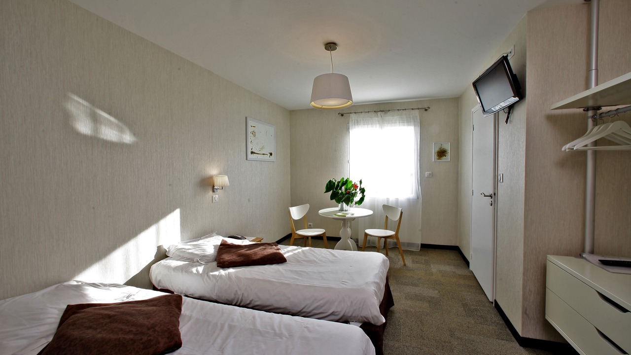 Photo of Bedroom in Angles
