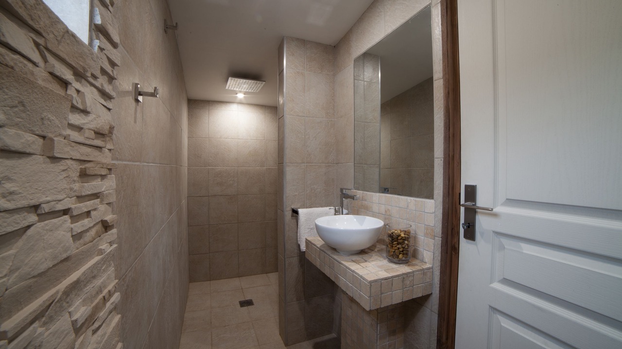 Photo of Bathroom in Laure-Minervois