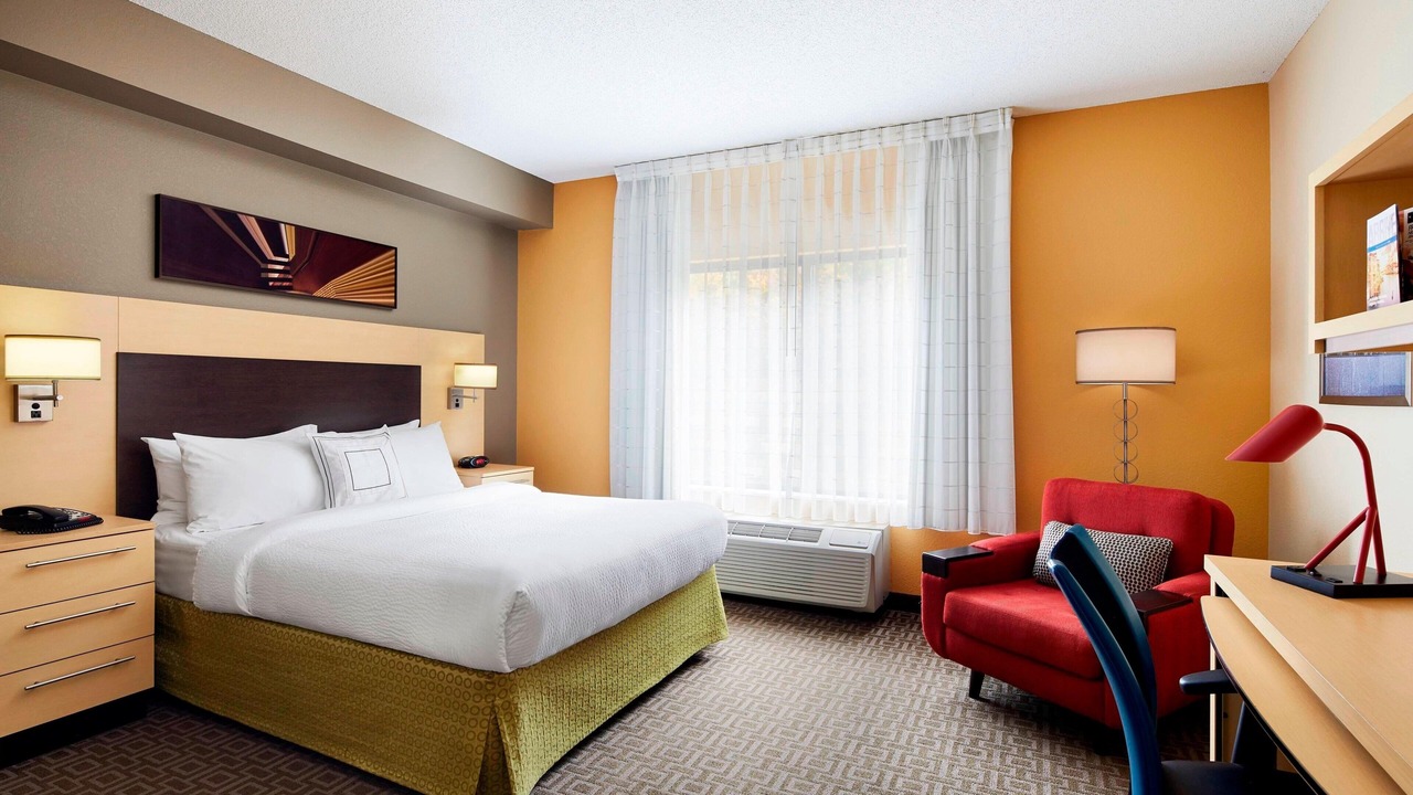 Photo of Bedroom in Harrisburg - Hershey