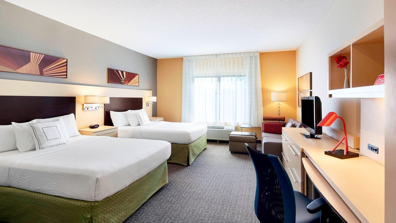 Photo of Livingroom in Harrisburg - Hershey