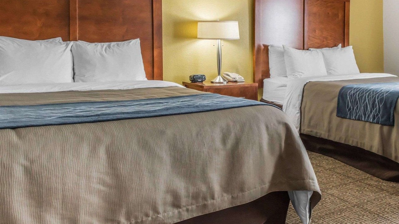 Photo of Bedroom in Rostraver