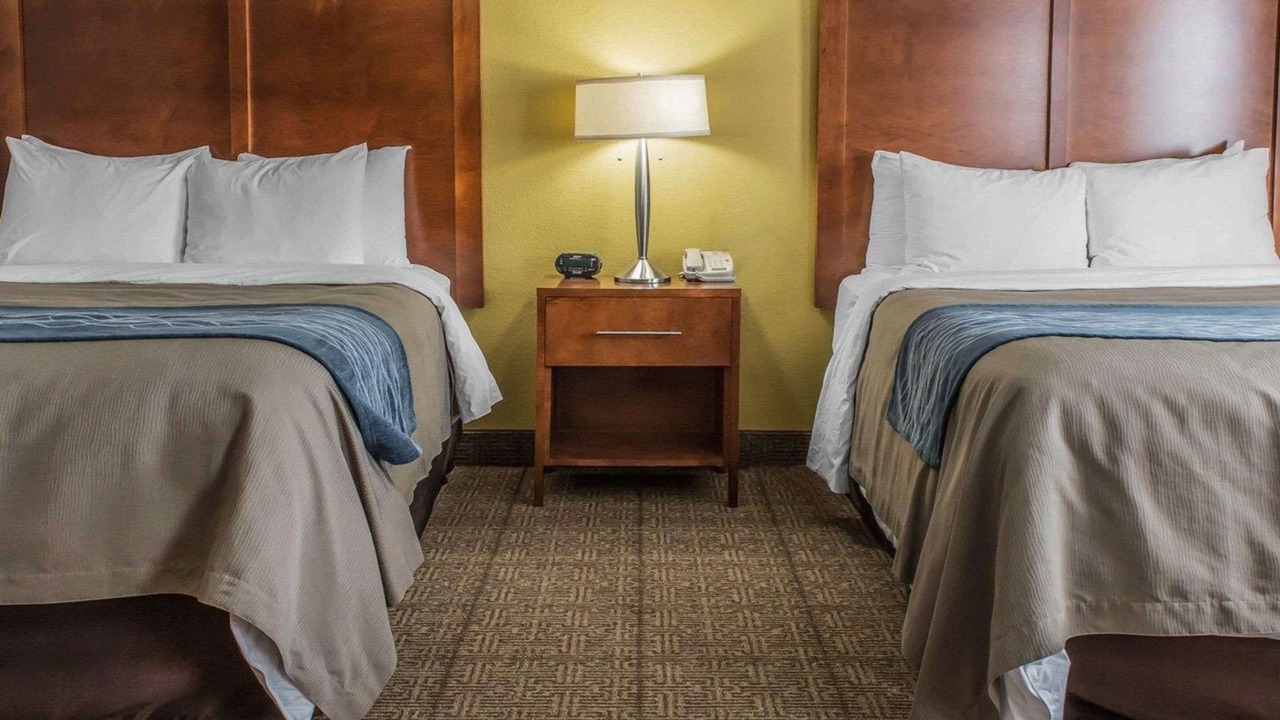 Photo of Bedroom in Rostraver