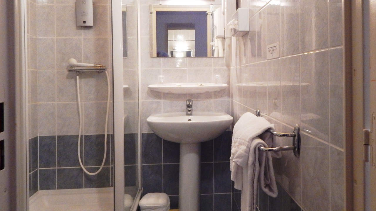 Photo of Bathroom in Briey