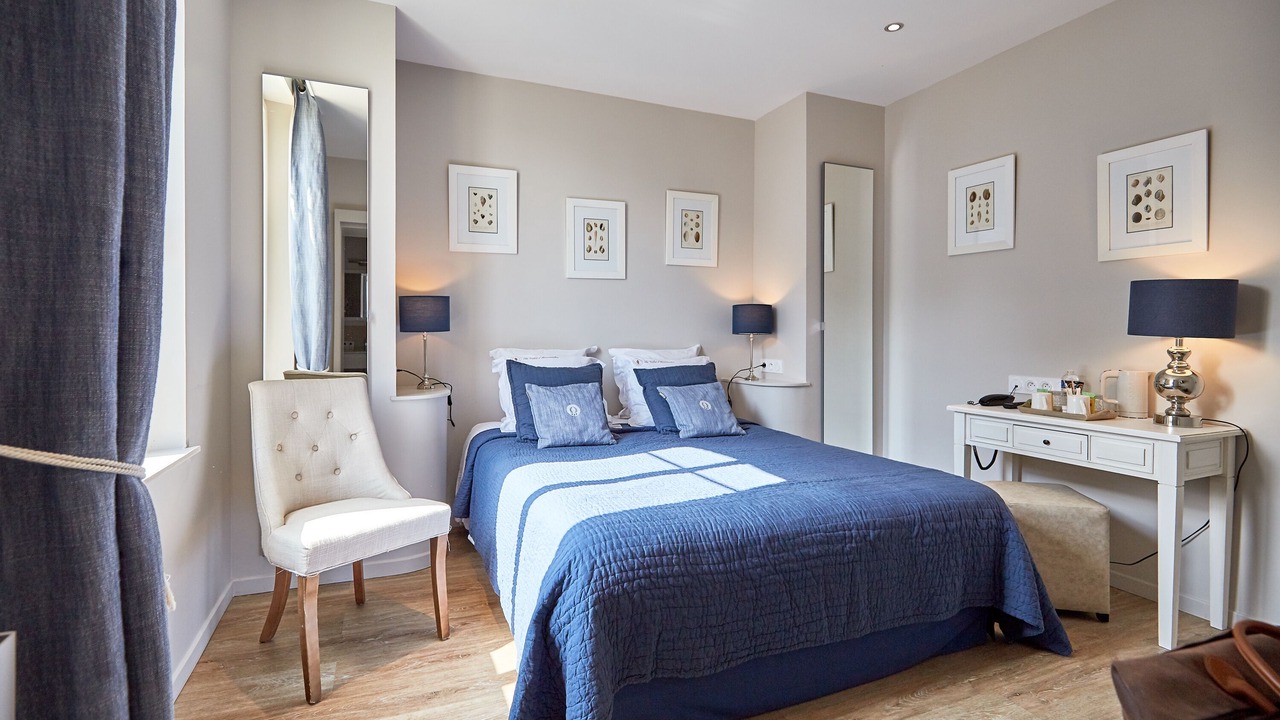 Photo of Bedroom in Tracy-sur-Mer