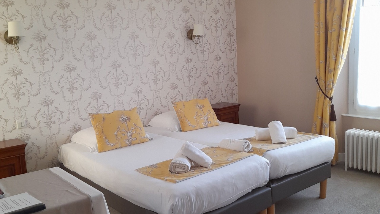 Photo of Bedroom in Saint-Vaast-la-Hougue