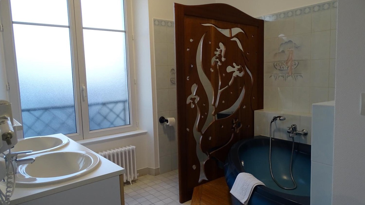 Photo of Others in Saint-Vaast-la-Hougue