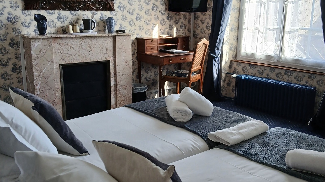 Photo of Bedroom in Saint-Vaast-la-Hougue