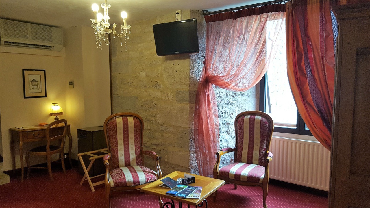 Photo of Bedroom in Meyronne