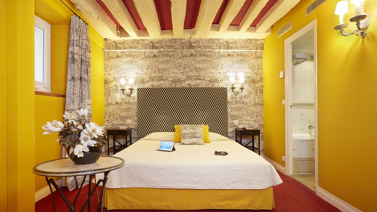 Photo of Bedroom in Saint-Merri