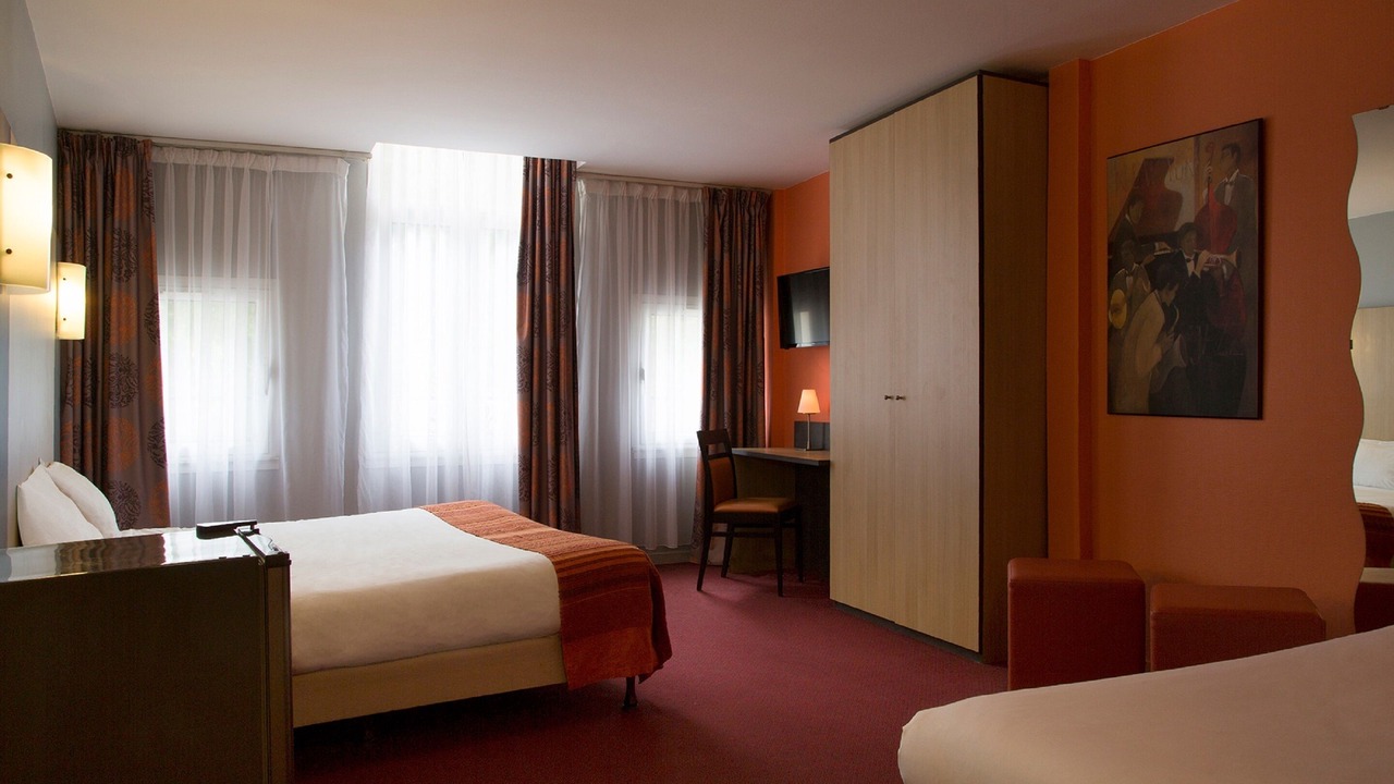 Photo of Bedroom in Chinon