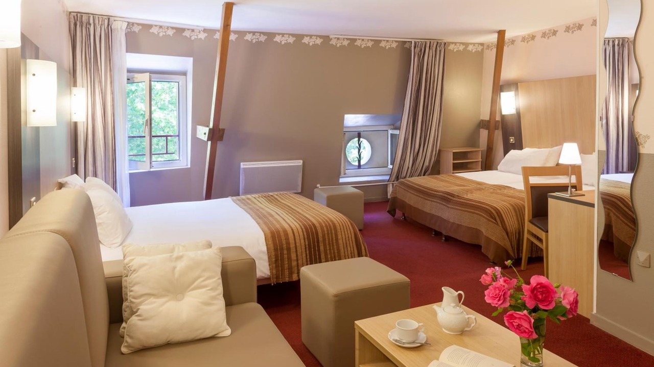 Photo of Bedroom in Chinon