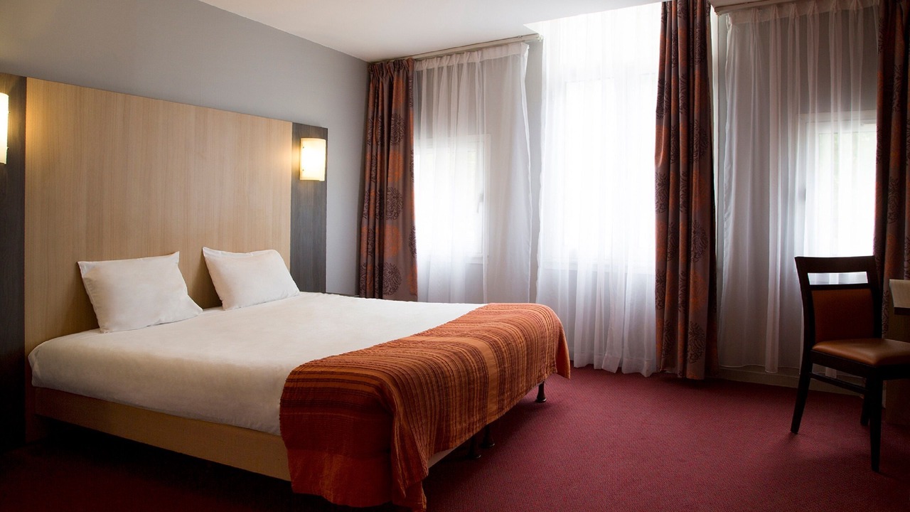 Photo of Bedroom in Chinon