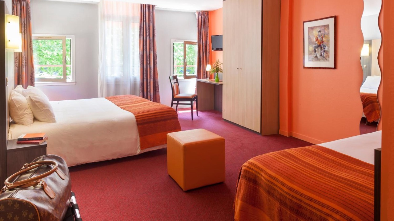 Photo of Bedroom in Chinon