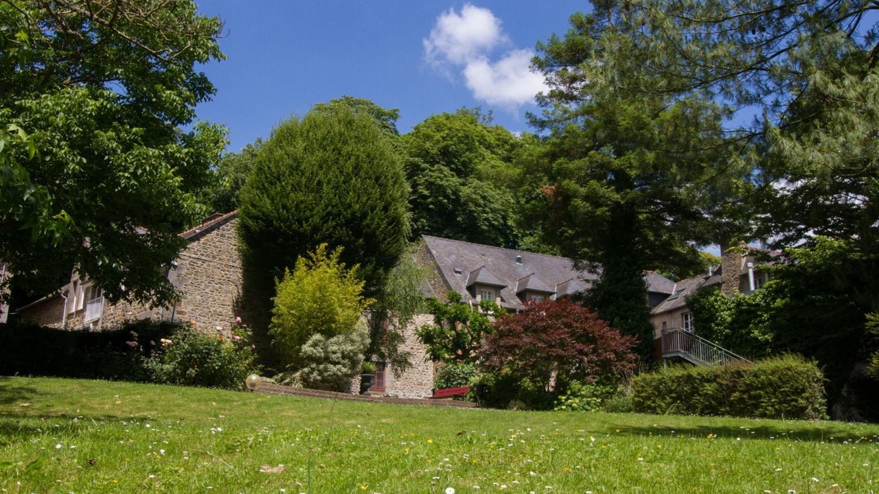 Photo of Outdoor in Combourg